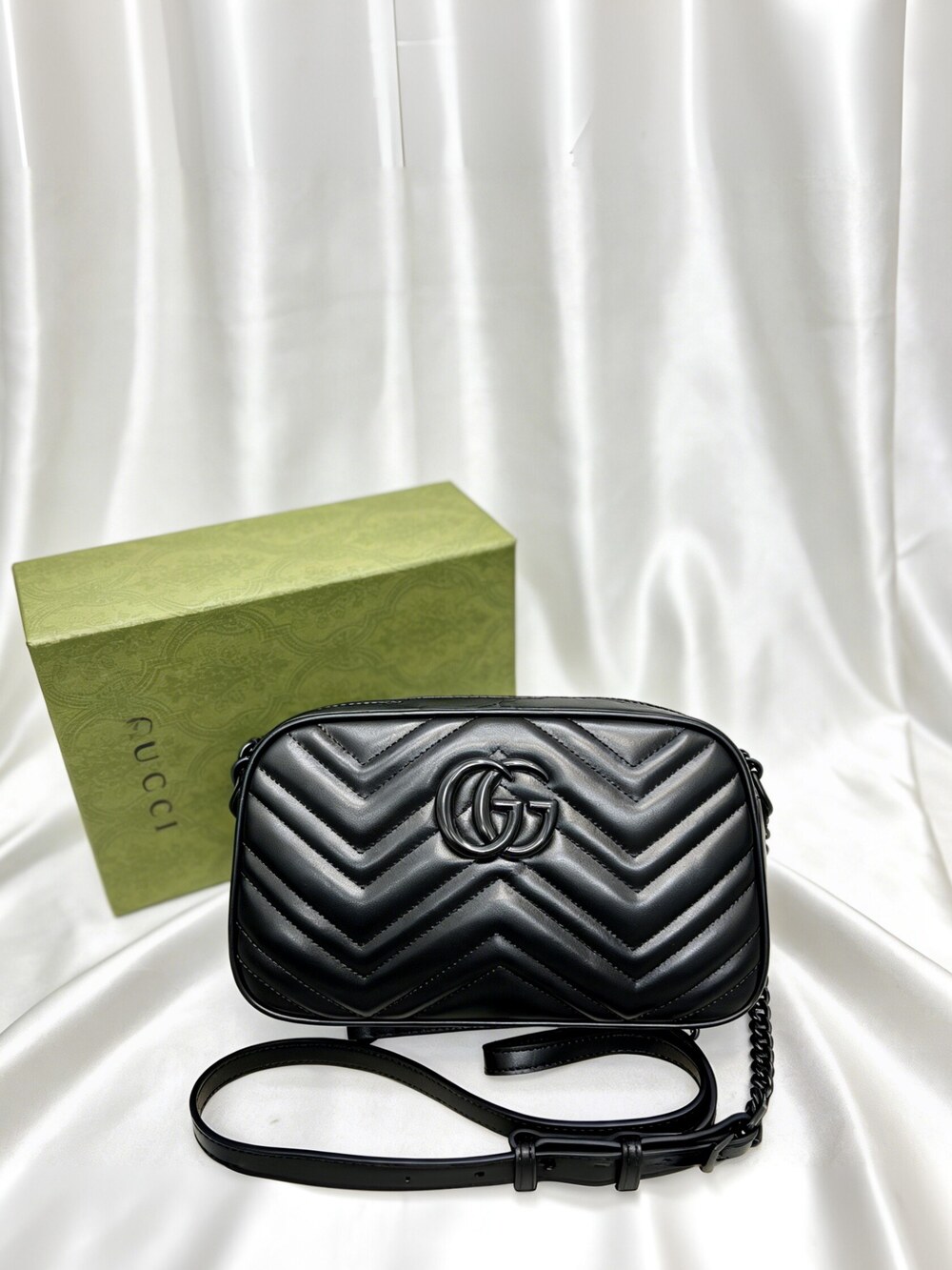 Gucci GG Marmont Small Camera Bag Black